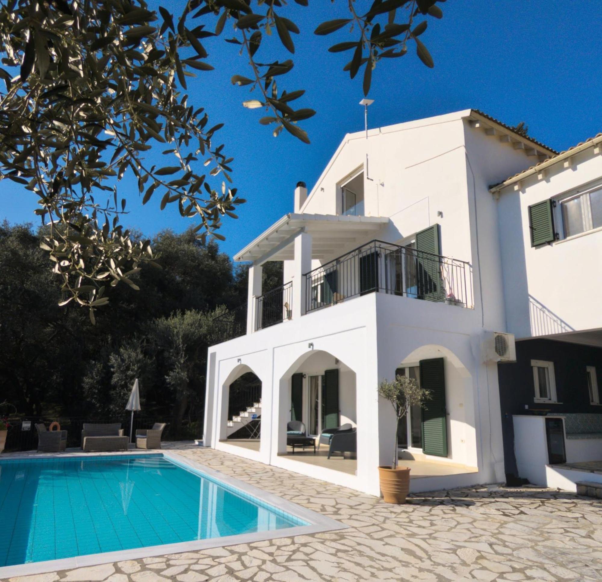 Villa Eleonas Strongyli  Ngoại thất bức ảnh