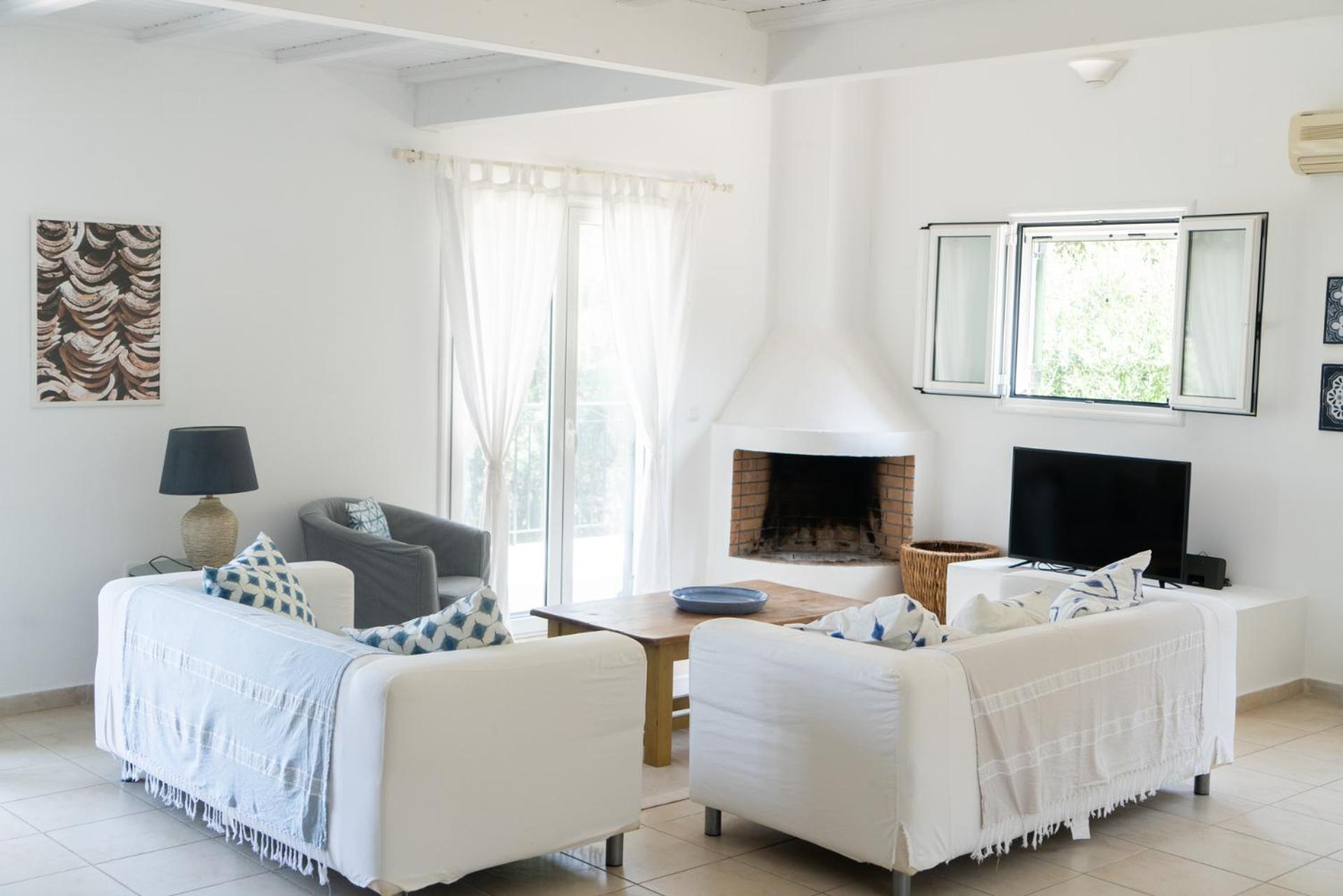 Villa Eleonas Strongyli  Ngoại thất bức ảnh